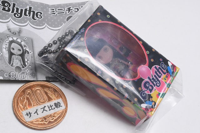 【未開封新品】Blytheまとめて2体 （バラ売り可能）ブライス imgrc0090834459.jpg