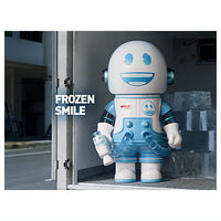 POPMART MEGA SPACE MOLLY 100% x emoji series [12.FROZEN SMILE]