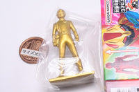 Super Sentai Chocolate snack with figure [30.VulEagle (Rare color version: Gold)]