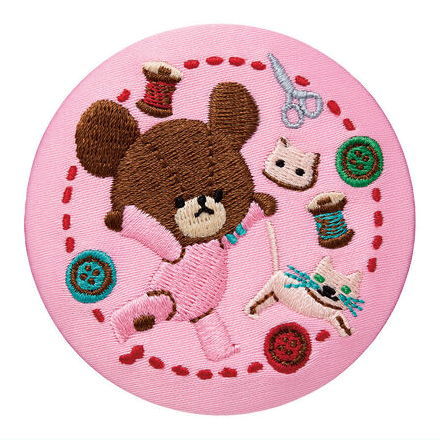 The Bear's School embroidery can badge with biscuit [12.Jackie and the Cat (Rompers)]