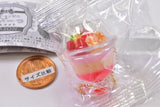 Super real! THE convenience store sweets mascot Season [2.Strawberry mousse parfait]
