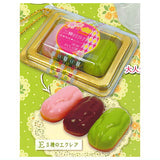 Super real! THE convenience store sweets mascot Season [5.3 types of eclairs]