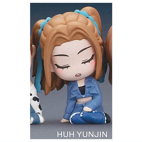 Shoulder Zun Fig. LE SSERAFIM ANTIFRAGILE [3.HUH YUNJIN]