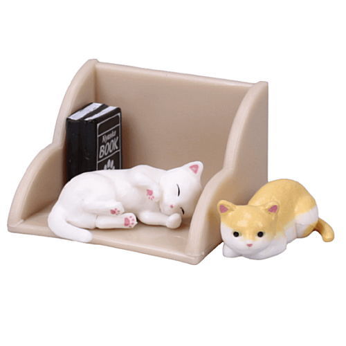 Shelf Cat Part.3 [3.Shelf A, white cat, brown and white cat and book]