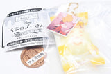 Winnie the Pooh Ginza Honey Cake Squeeze Mascot [4.Nikkori Winnie the Pooh (pajama plate)]