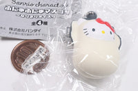 Sanrio Characters Funyufunyu Mascot Narikiri Oyster [1.Hello Kitty]