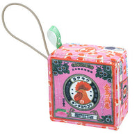 Artuniv Techni Color Kincho Insecticide Fuwafuwa Plush Mascot [3.Kincho Uzumaki (Rose Scent)]