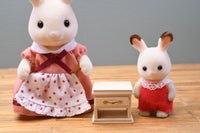 Miniature Mini Chest (White) (1/12 scale) Artist: Hungry Kumako [Itemnumber: 47132]