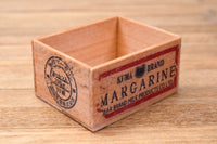 Miniature Wooden box (A) (1/12 scale) Artist: Hungry Kumako [Itemnumber: 47133]