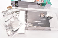 GJ! Hataraku Norimono Hyakkei 002 Miraiwokizuku Kensetsu Genba [3.Mixer Car UD Trucks Quon + Fence (long and short) + Gate (open) + FWorker figure]