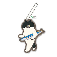 Artuniv Techni Colour SUIMIN Carrying cat Pukkuri rubber mascot [3.Pacific saury]