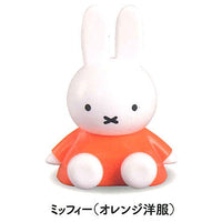 Miffy Anywhere Pettan Stand Mascot [1.Miffy (orange clothes)]