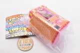 Hello Kitty Miniature Pompon Pack Dekitateno Popcorn haikaga? [4.Brick pattern (Dekitateno Popcorn haikaga? Ver.)]