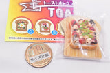 Toast on wood board [4.D type]