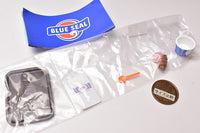 BLUE SEAL Miniature Collection [5.Blue Seal Sundae (Chocolate Soft & Strawberry)]