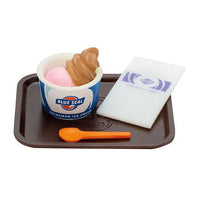 BLUE SEAL Miniature Collection [5.Blue Seal Sundae (Chocolate Soft & Strawberry)]