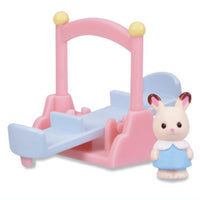 Sylvanian Families Tsunagaru oheya Fun Forest Kindergarten [5.Seesaw set and baby chocolate rabbit (Clem)]