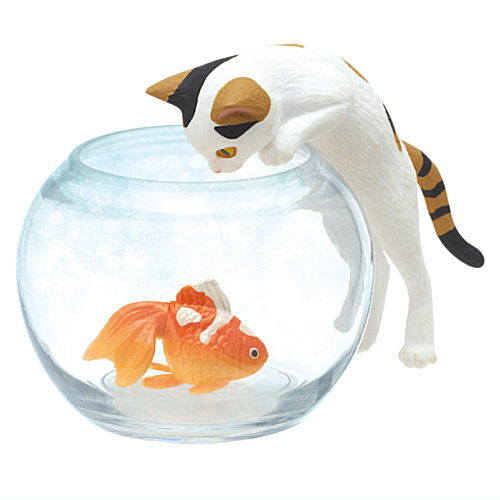 Cat and Goldfish [4.Calico cat and goldfish (white on ed)]