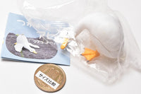 Tsukarekitta pigeon mascot figure [4.Kutakuta Kutakuta ni Duck]