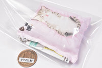 Nekobu Kitten sleeps hesoten mini cushion ball chain [1.Gussuri]