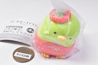 Sumikkogurashi Narabete kawaii! Strawberry hat de omekashi mascot [2.Penguin?]