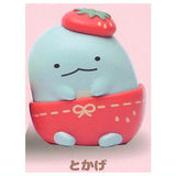 Sumikkogurashi Narabete kawaii! Strawberry hat de omekashi mascot [5.Tokage]