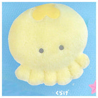 Tsuburana hitomi no Aquarium Plush Badge Marine blue [3.Jellyfish]