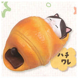 Cat nebucroissant mascot figure [5.Hachiware]