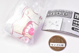 Natsume Yuujinchou Sanrio Characters Collaboration Square Pouch [2.Nyanko Sensei x Pompompurin]