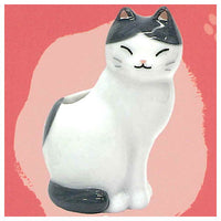 Hokkori cat-shaped single flower vase [2.Hachiware]