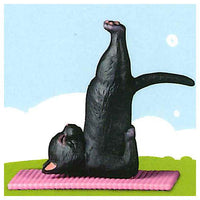 Capsule Q Sato Kunio's animals Yoga time Part.2 [1.Black cat]