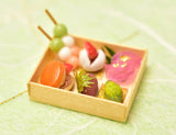 Miniature food Spring Japanese sweets assortment [Product number: 34940] [Miniature artist Kyoto Mamehiro / Toysanta limited]