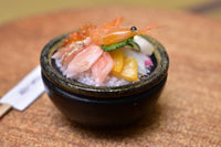 Miniature food "Seafood bowl: (Black)" Artist: Kyoto Mamehiro (1/12 scale)