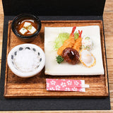 Miniature Food Hamburg steak & Fried Shrimp Set Miniature Artist: Kyoto Mamehiro (1/12 scale) [Item number: 43037] *Not food