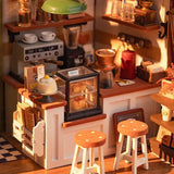 Rolife Miniature Dollhouse Kit Mini Size [DG162: No.17 Coffee Shop] [m-s]