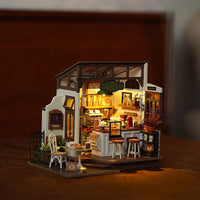Rolife Miniature Dollhouse Kit Mini Size [DG162: No.17 Coffee Shop] [m-s]