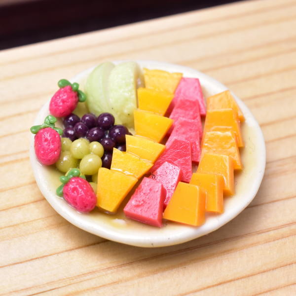 Miniature food assorted cut fruits (1) [FP1]